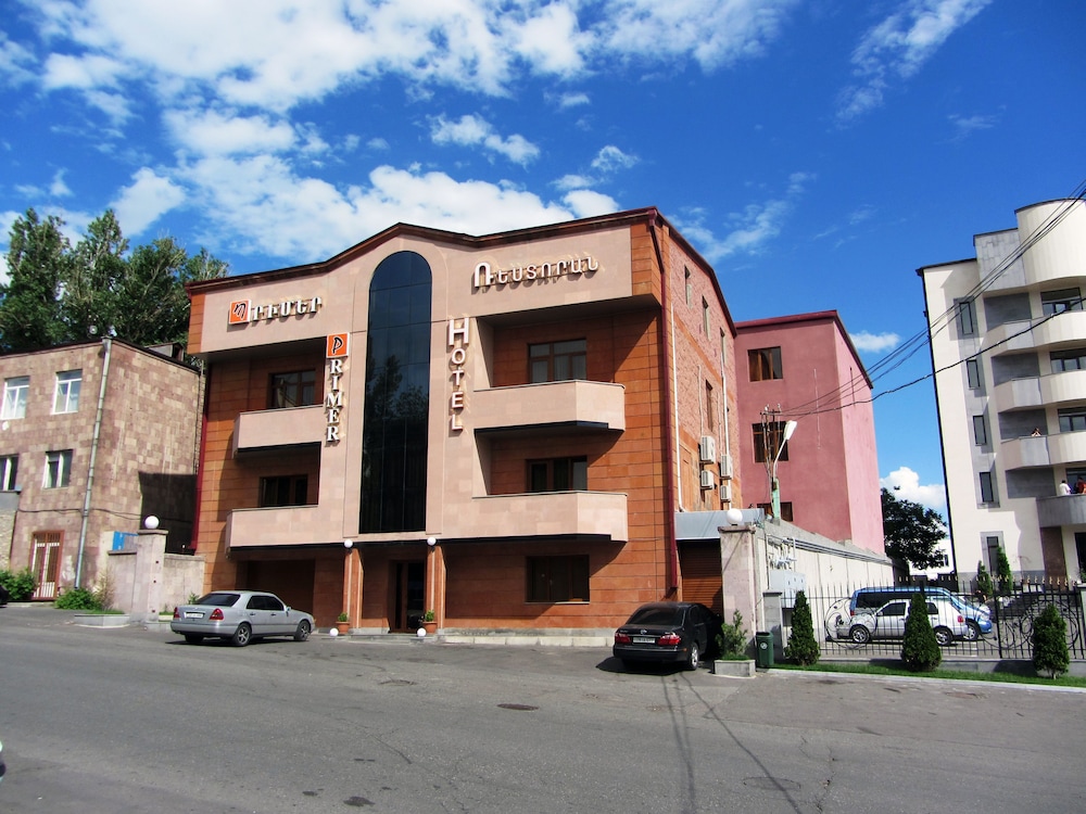 

Milano - Yerevan - Primer Hotel