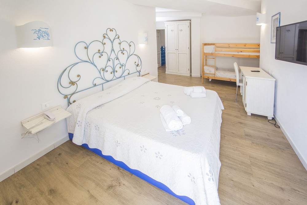 

Bologna - Sardegna, Mare Italia - Olbia City Hotel