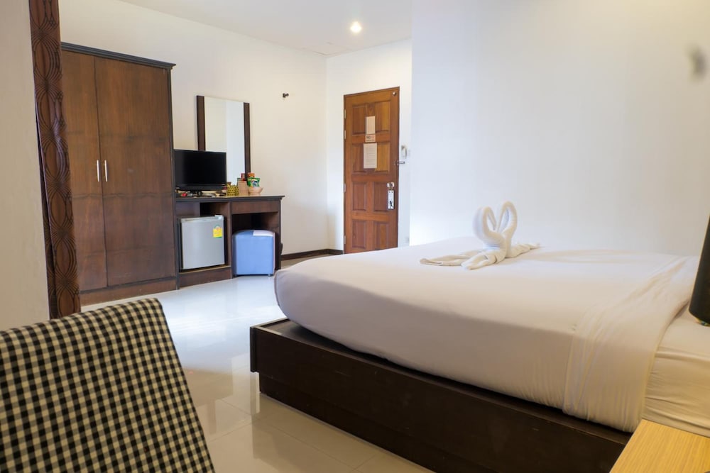 

Napoli - Patong Beach - Bt Inn Patong