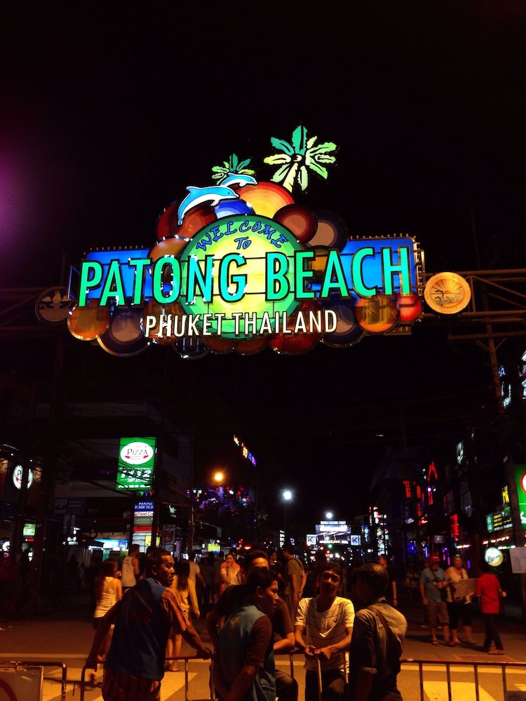 

Roma - Kathu - Bt Inn Patong