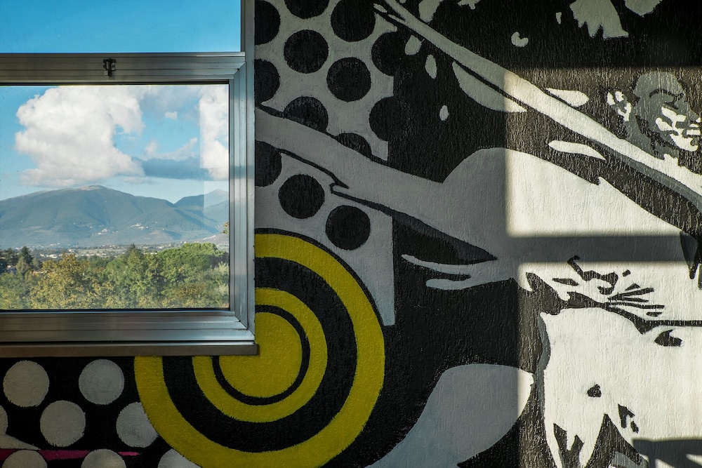 

Roma - Spoleto - LH Hotel Arca Street Art
