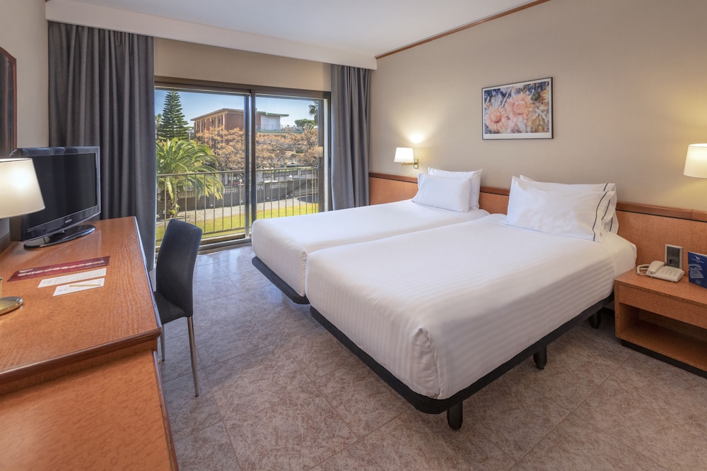 

Cagliari - Castelldefels - Hotel Ciudad de Castelldefels