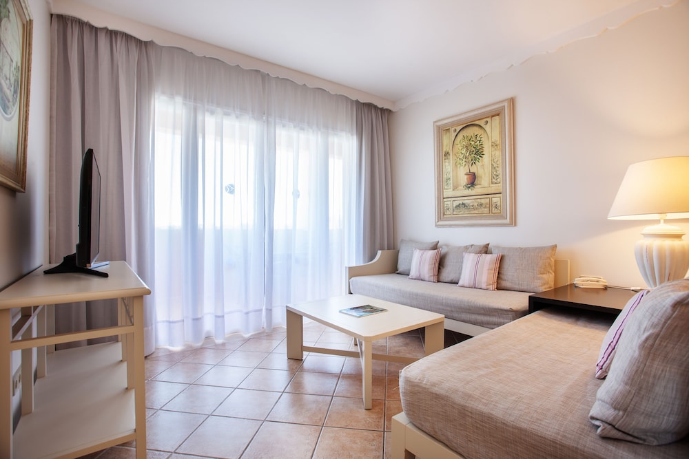 

Milano - Cala`n Forcat - Grupotel Macarella Suites & Spa