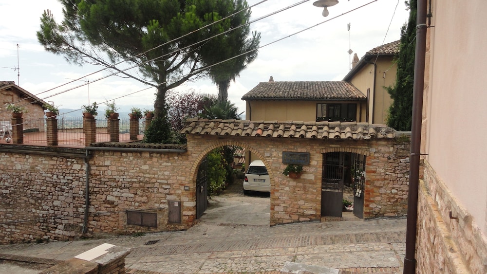 

Milano - Umbria, Italia - La Terrazza di Spello