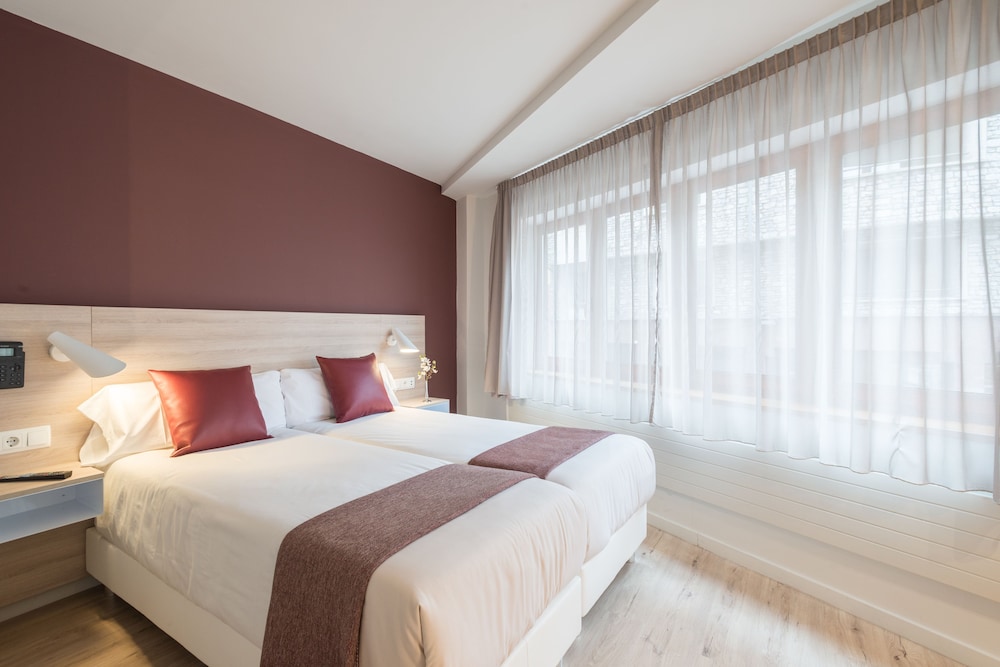 

Napoli - Principato di Andorra - Hotel & Aparthotel Cosmos