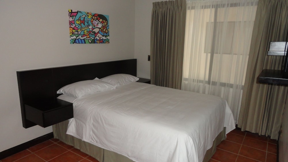 

Roma - Playa Hermosa - Hotel Colono Beach