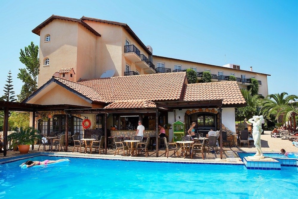 

Torino - Ayia Napa - Anais Bay Hotel