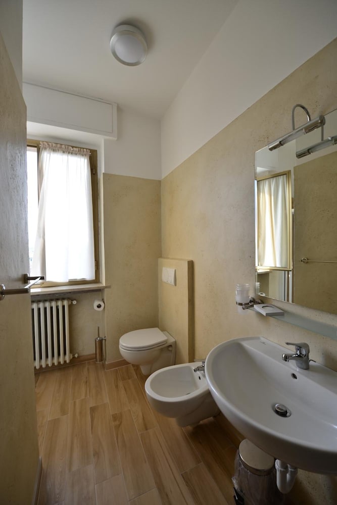 

Napoli - Lazise - Hotel Bella Peschiera