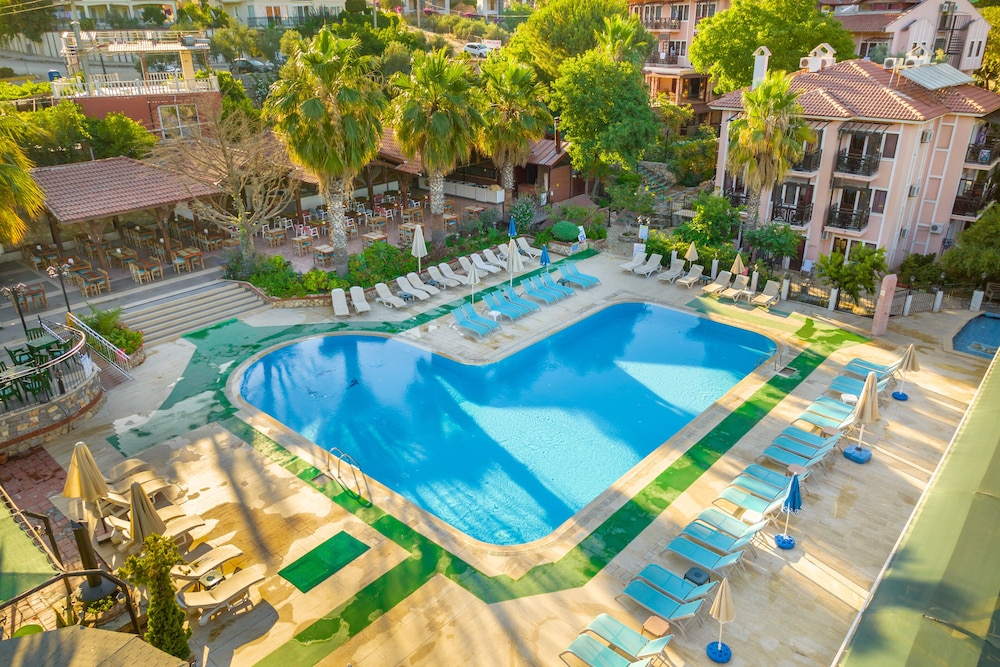 

Milano - Oludeniz - Club Pink Palace Hotel