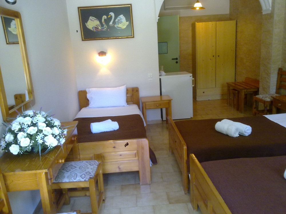 

Milano - Matala - Dimitris Villa Hotel