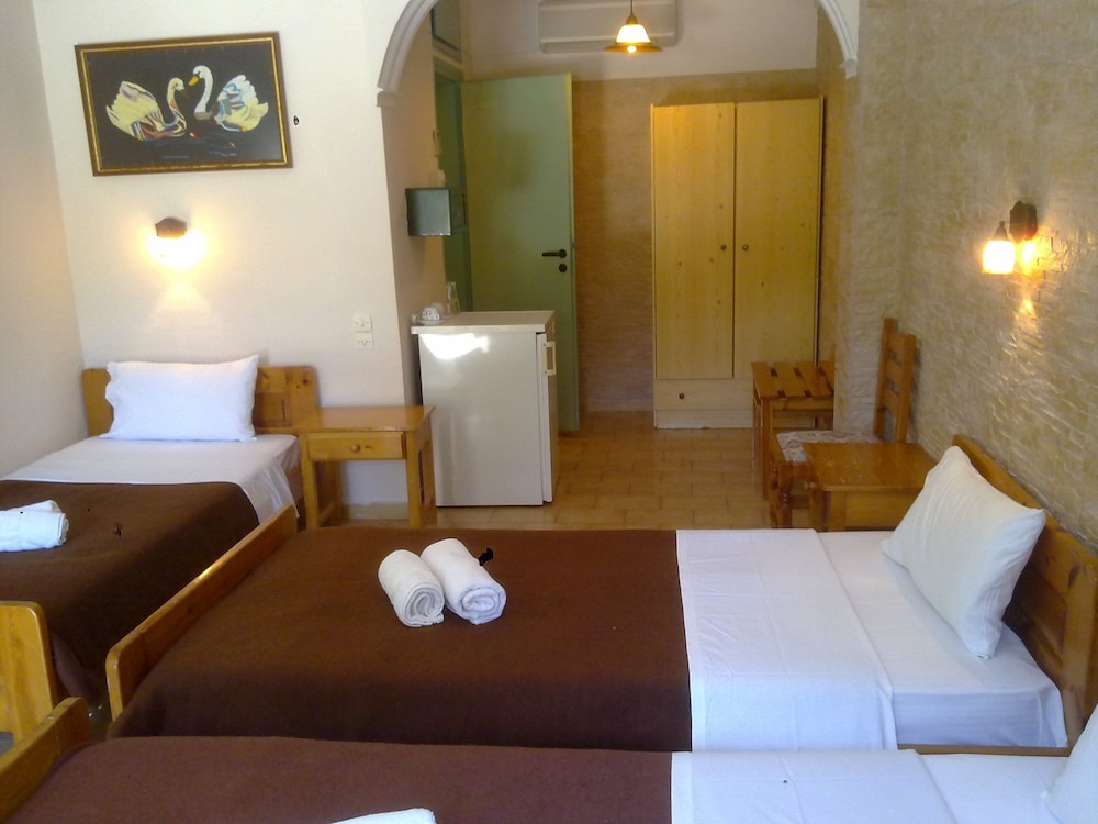 

Roma - Matala - Dimitris Villa Hotel