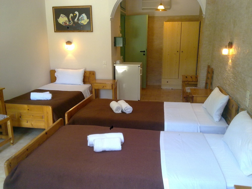 

Napoli - Matala - Dimitris Villa Hotel