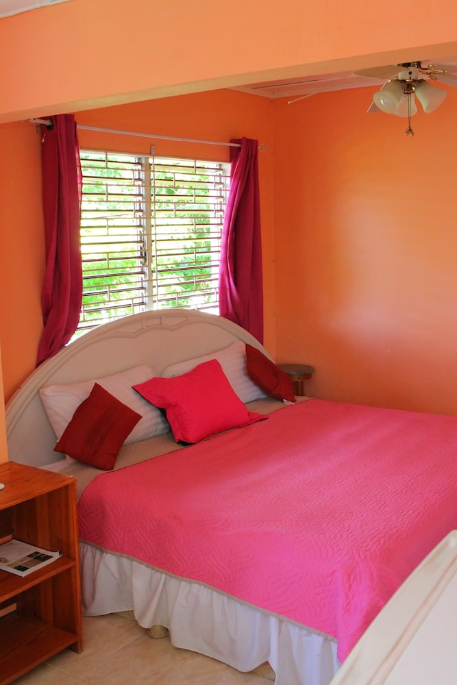 

Venezia - Ocho Rios - Hunter's Rest Villa