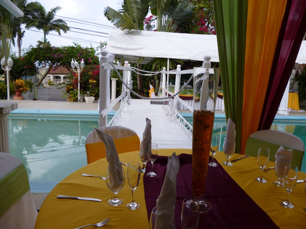

Napoli - Ocho Rios - Hunter's Rest Villa