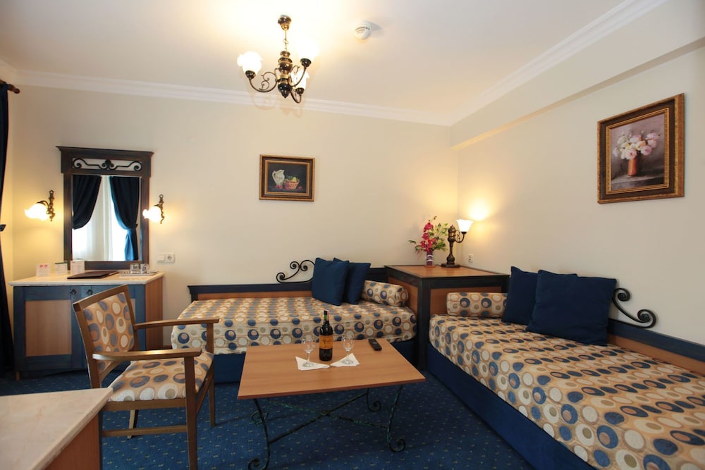 

Milano - Gumuldur - Club Yali Hotels & Resort
