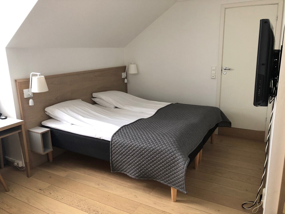 

Milano - Ålesund - Hotel Noreg