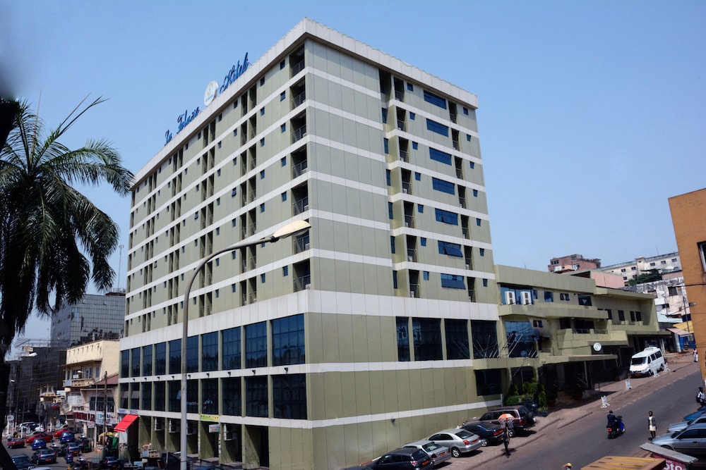 

Milano - Yaounde - Hôtel La Falaise