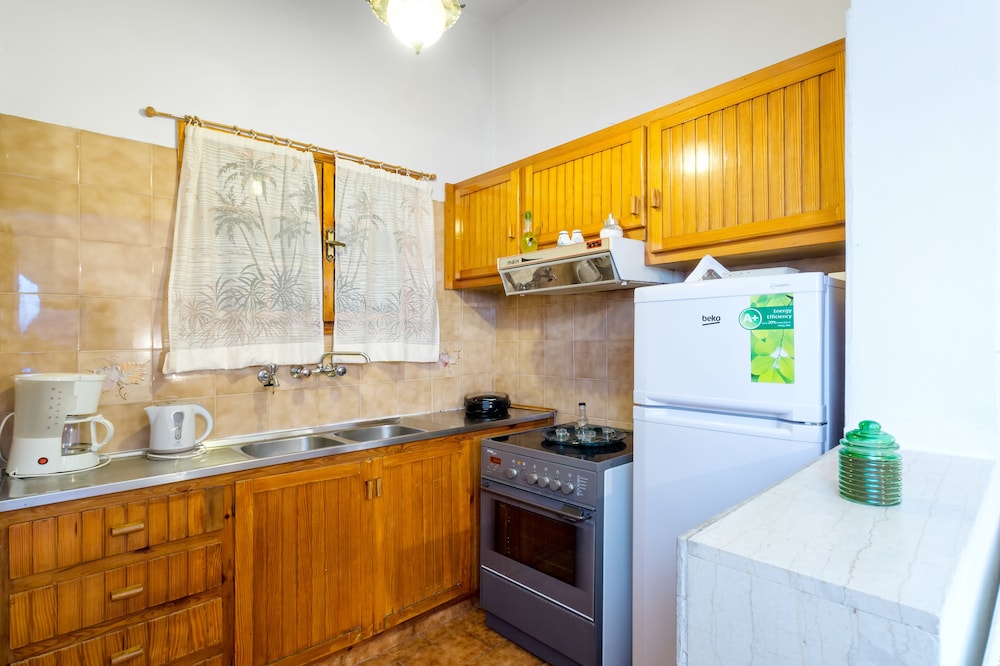 

Palermo - Sitia - Romanza Villas