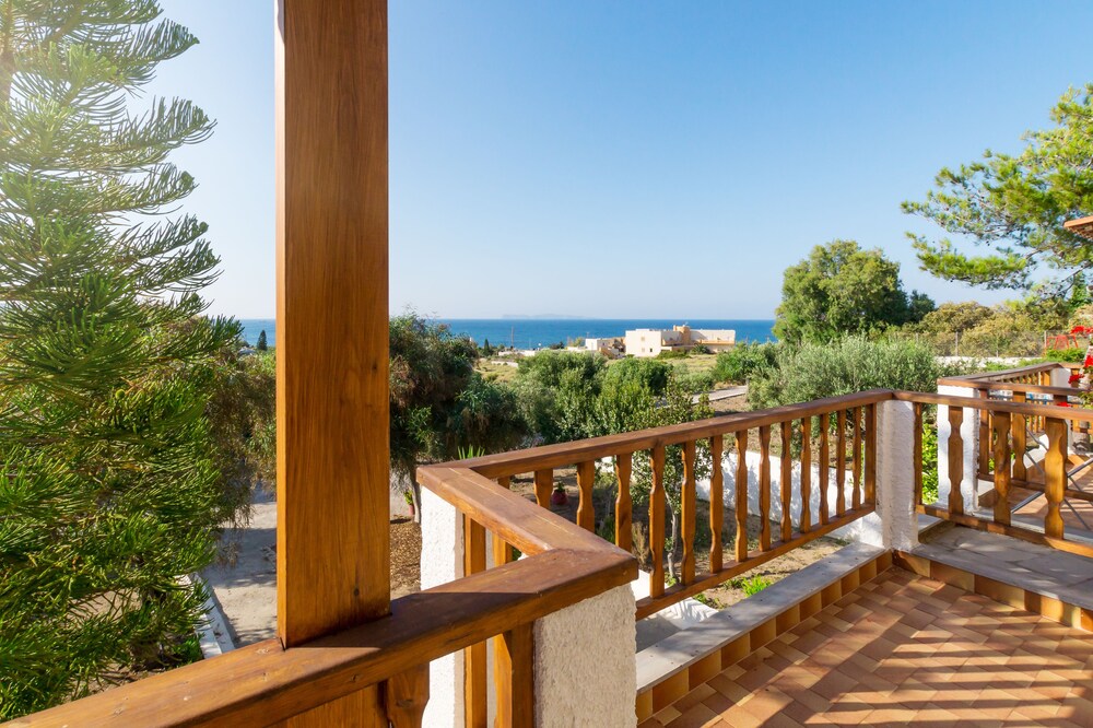 

Milano - Sitia - Romanza Villas