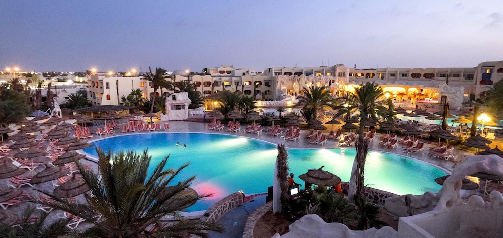 

Venezia - Città di Djerba Midun - Baya Beach Aqua Park