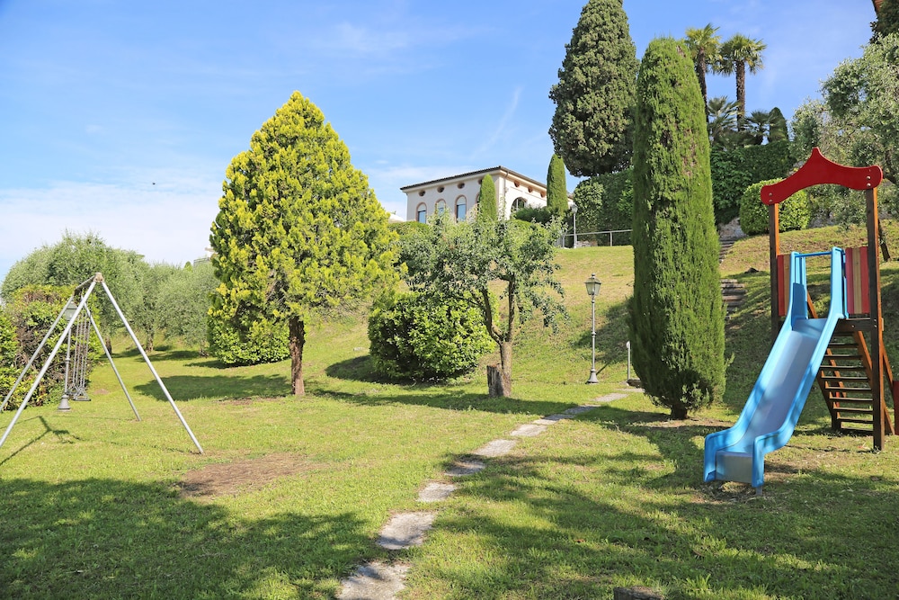 

Olbia - Lago di Garda, Laghi Italia - Residence La Filanda