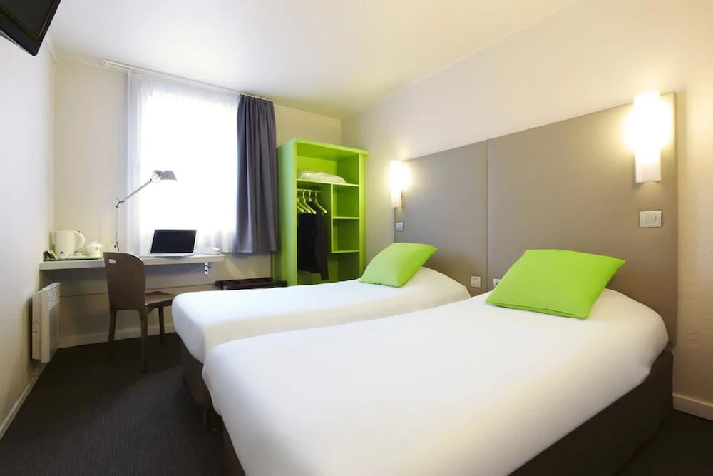 

Alghero - Parigi - Campanile Paris Est Bobigny