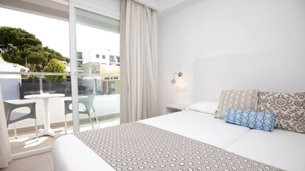 

Verona - Cala Ratjada - Hotel Chevy & Suites