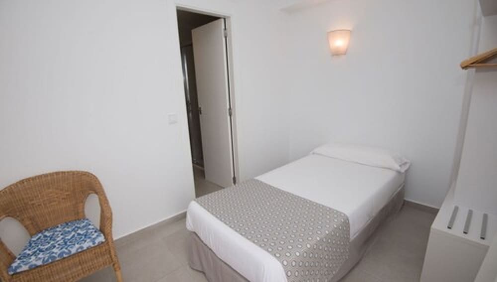 

Milano - Cala Mesquida - Hotel Chevy & Suites