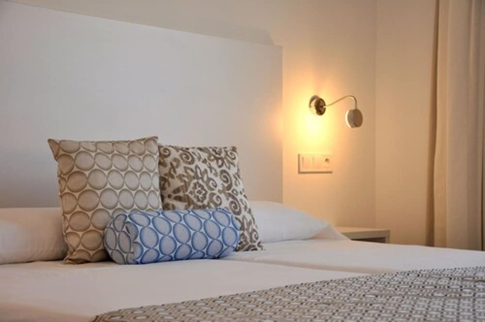 

Verona - Cala Ratjada - Hotel Chevy & Suites