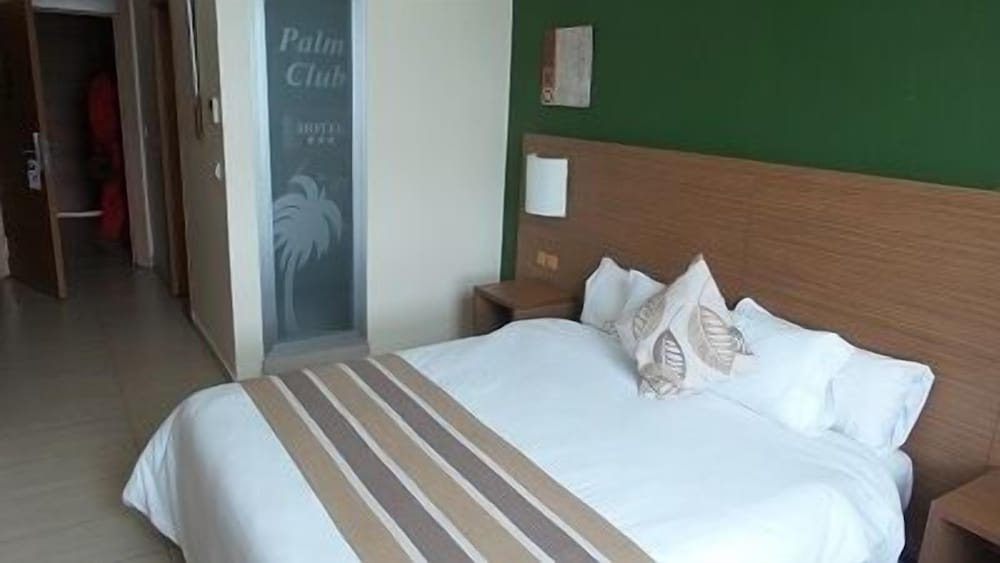 

Milano - Abidjan - Hôtel Palm Club