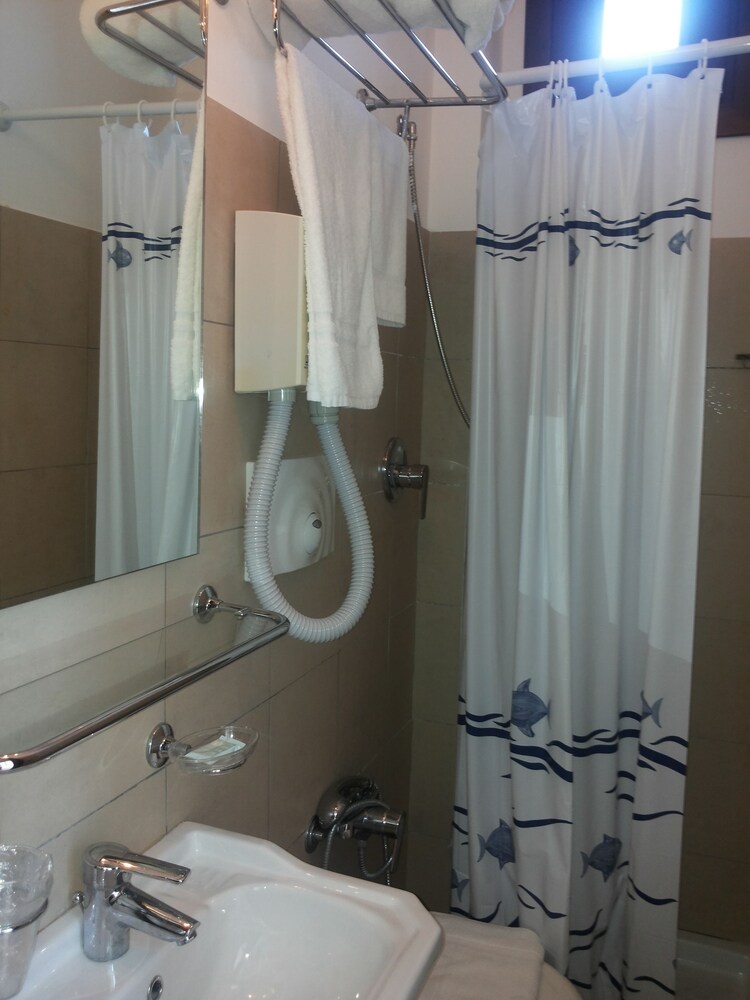 

Pisa - Noto - Hotel Villa Ionia