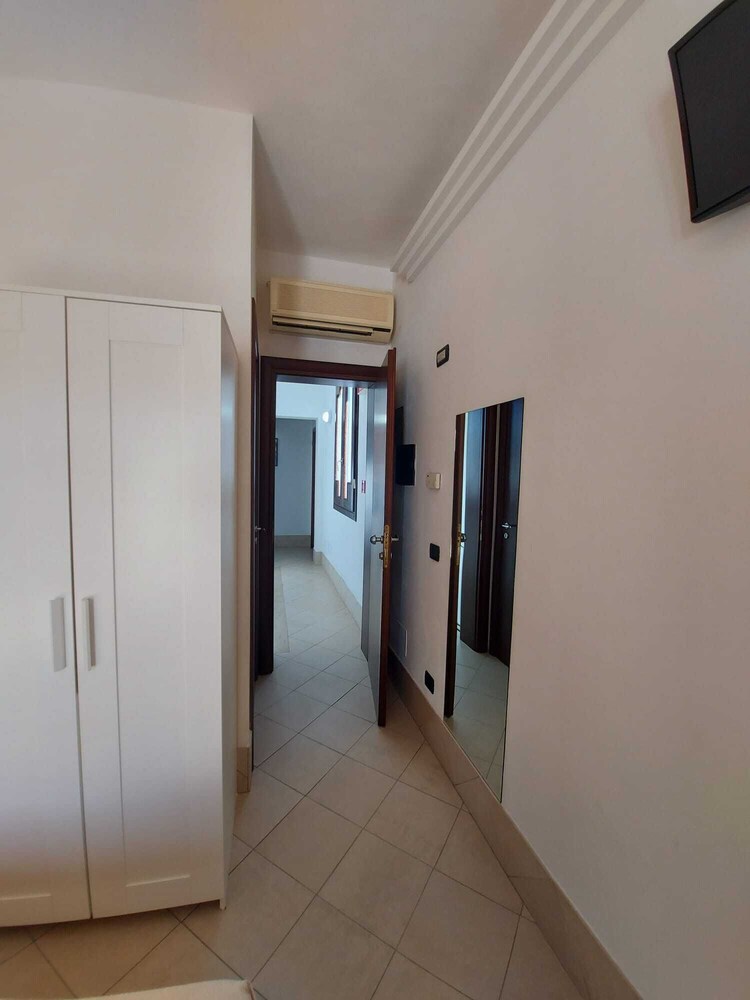 

Milano - Fontane Bianche - Hotel Villa Ionia