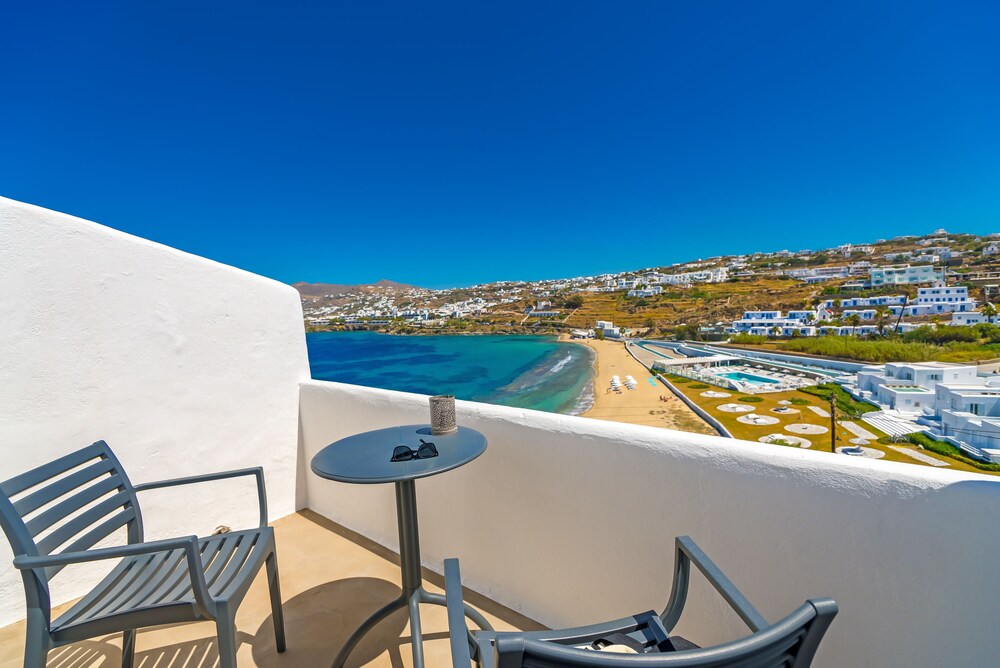 

Firenze - Ftelia - Cape Mykonos