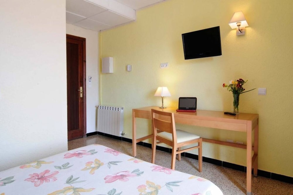 

Trieste - El Arenal - Hotel Balear