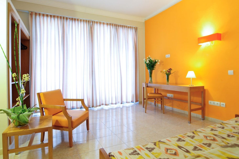 

Palermo - El Arenal - Hotel Balear