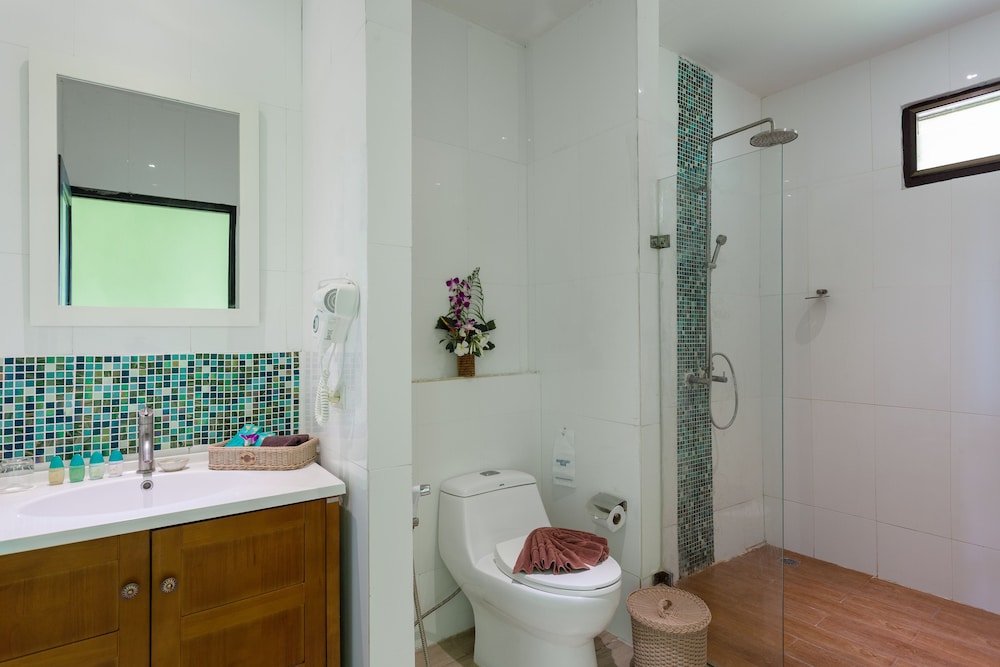 

Bologna - Koh Phi Phi - Phi Phi Long Beach Resort & Villa-SHA Extra Plus