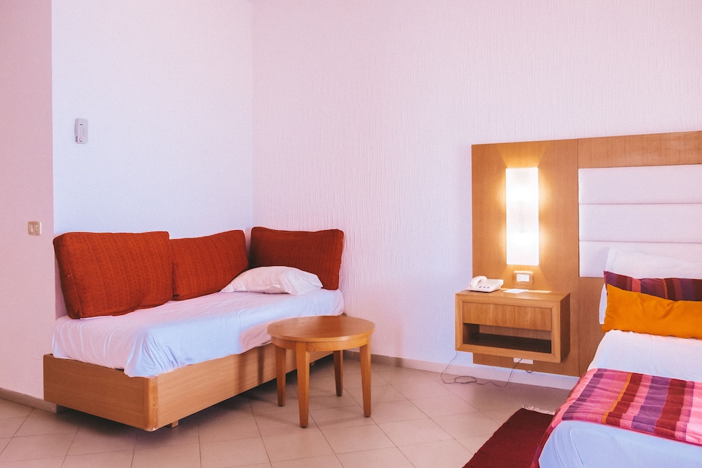 

Palermo - Monastir - Skanes Serail & Aquapark