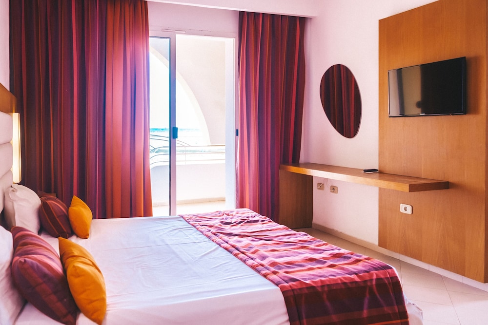 

Palermo - Monastir - Skanes Serail & Aquapark