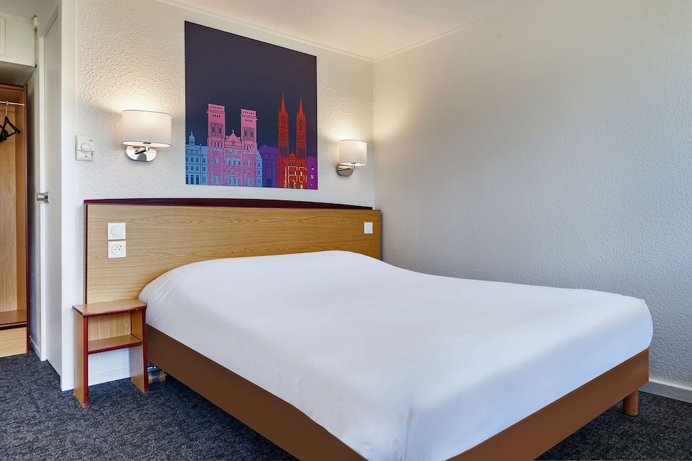 

Milano - Tarbes - Kyriad Tarbes Bastillac