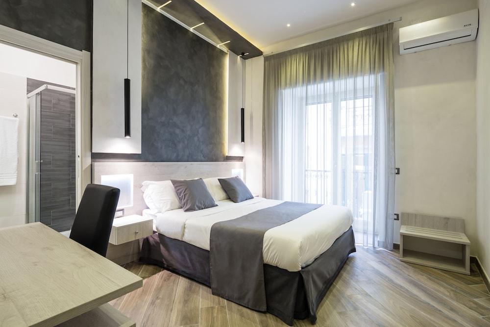 

Firenze - Costiera Amalfitana, Mare Italia - Hotel Bella Napoli