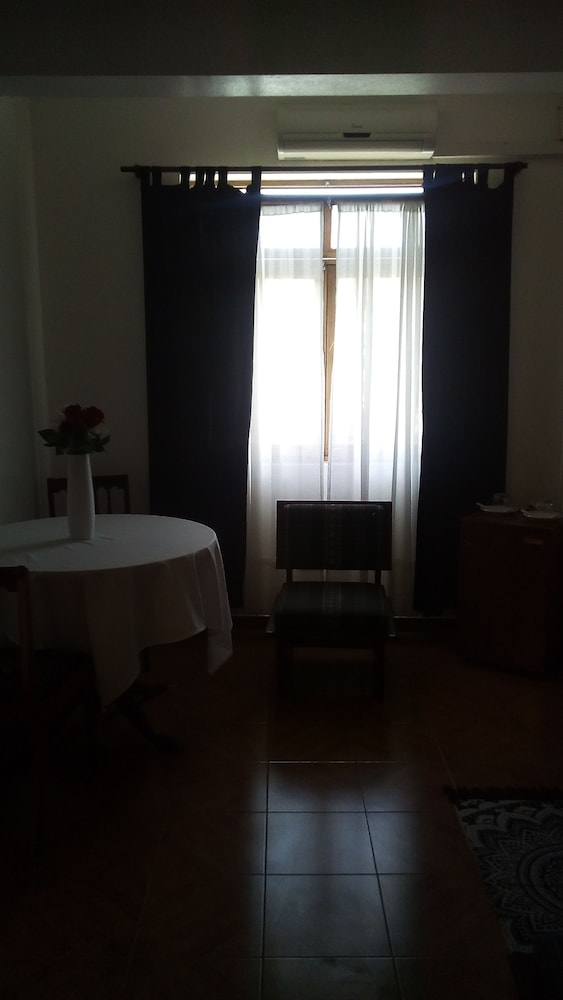 

Milano - Mindelo, Isola di São Vicente - Chez Loutcha Residencial