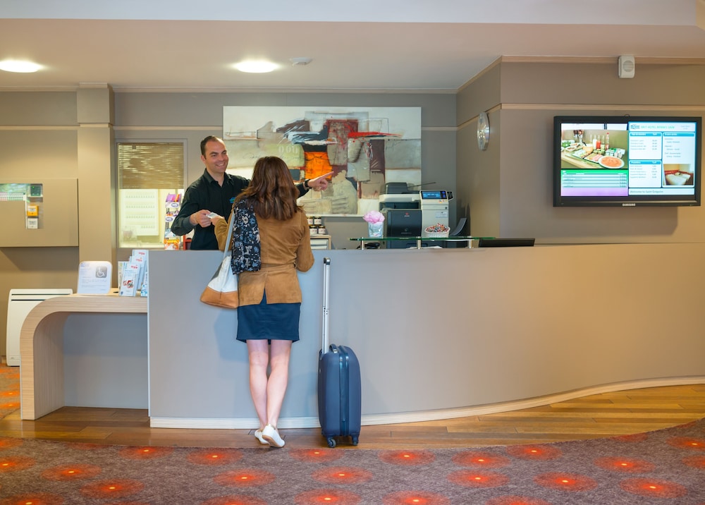 

Roma - Rennes - Brit Hotel Rennes St Grégoire – Le Villeneuve