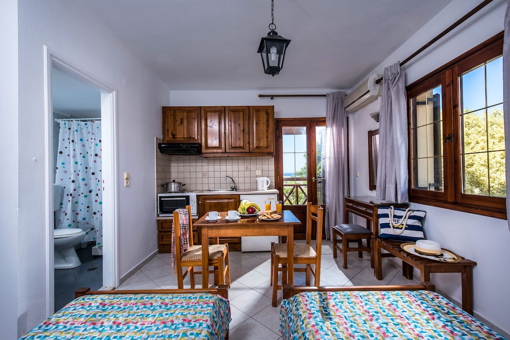 

Roma - Koutouloufari - Rena Apartments