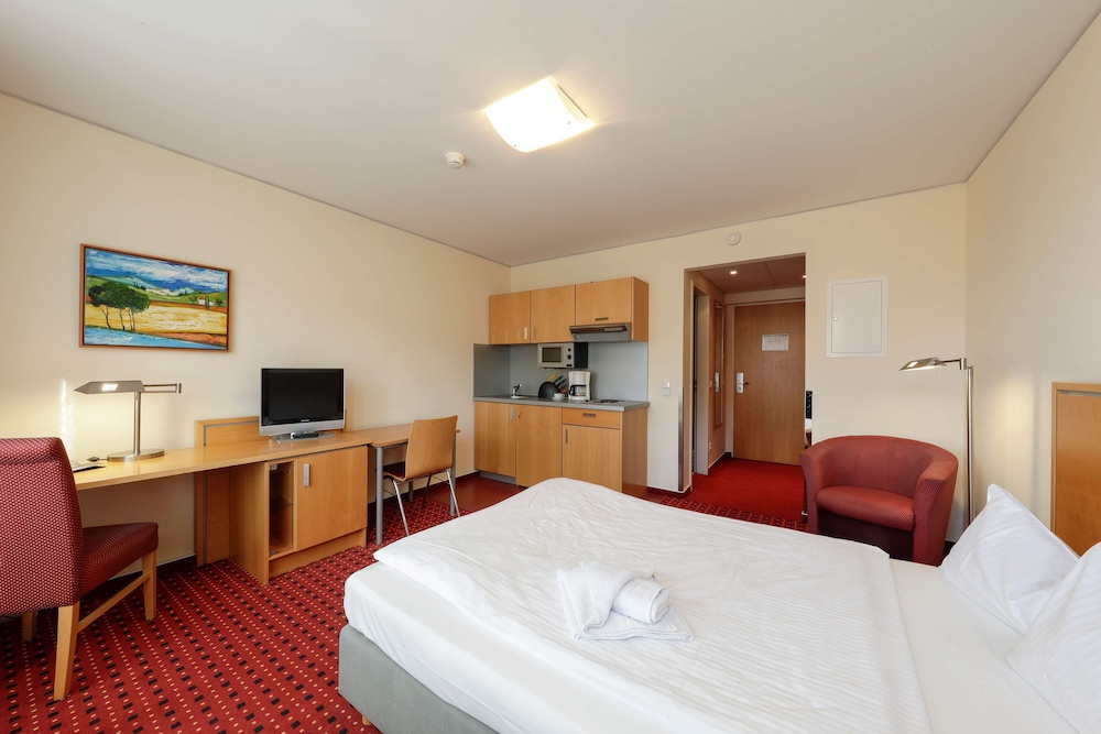 

Bologna - Schönefeld - Airporthotel Berlin-Adlershof