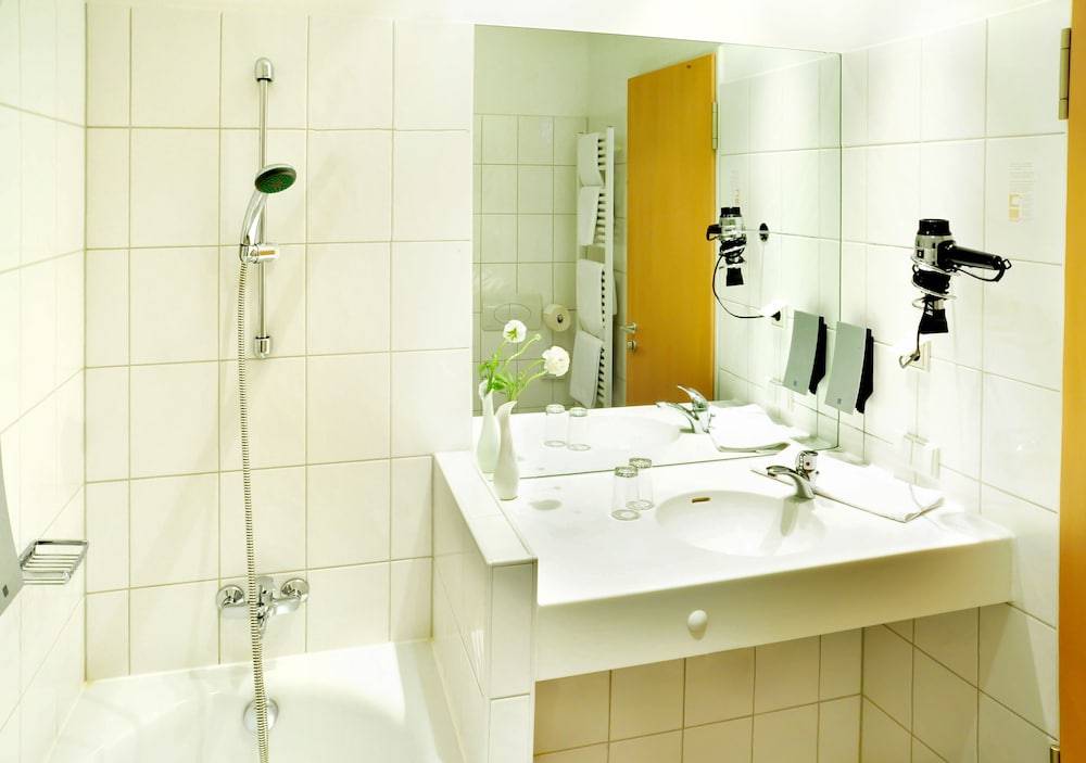 

Milano - Schönefeld - Airporthotel Berlin-Adlershof