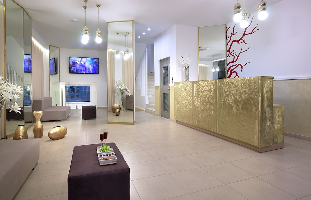 

Firenze - Ierápetra - Coral Hotel