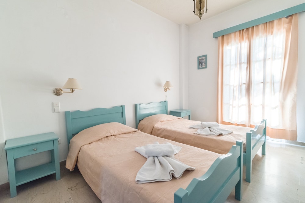 

Milano - Santorini-Akrotiri - Kymata Hotel