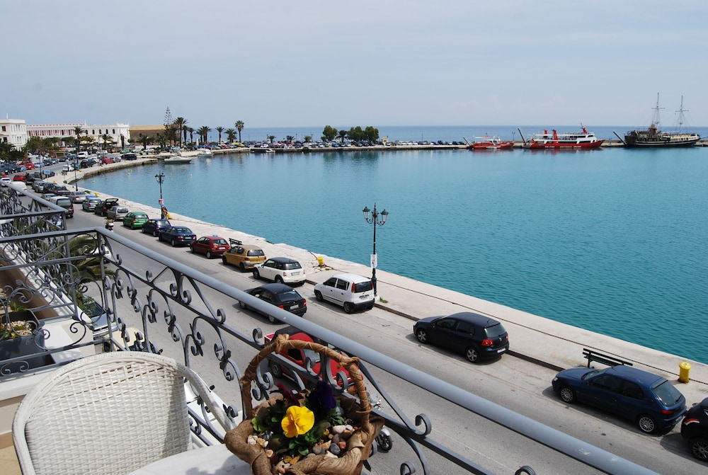 

Palermo - Isola di Zante, Isole Greche - Dali