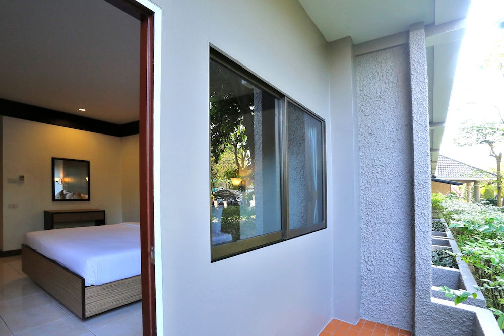 

Roma - Phuket Town - Pattra Mansion by AKSARA Collection