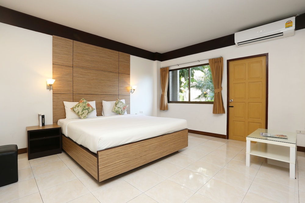 

Milano - Phuket Town - Pattra Mansion by AKSARA Collection